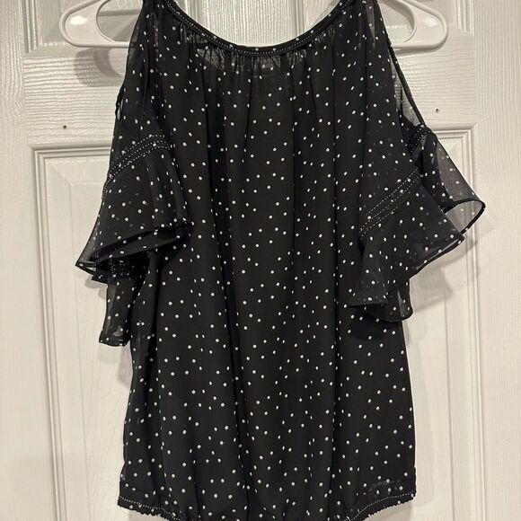 Max Studio Ruffled Cold Shoulder Polka Dots Blouse size M - Picture 2 of 7